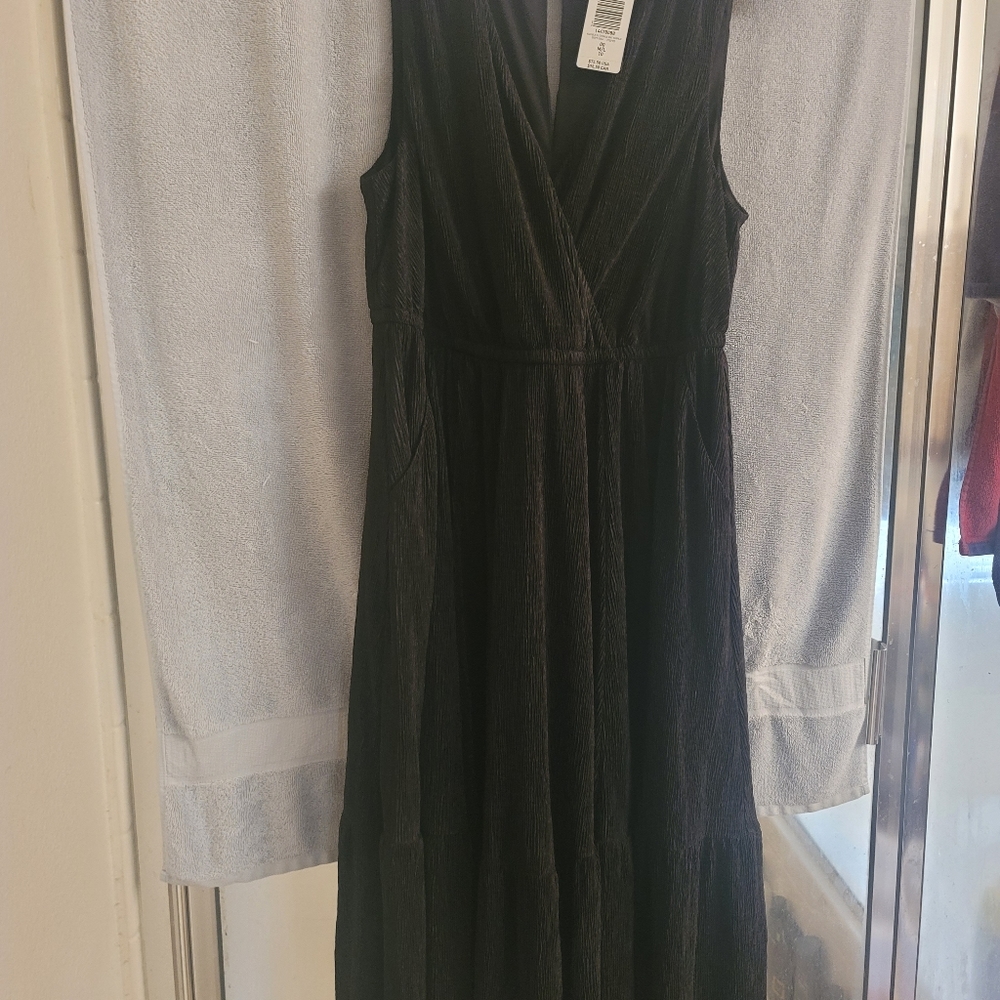 Black dress